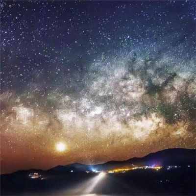 �����\��΢���^��