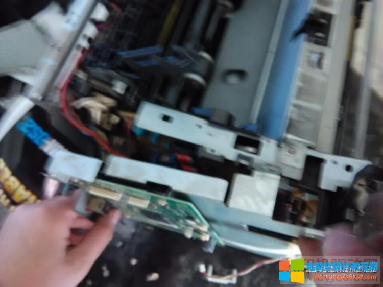 HP LaserJet M1005 ����๦��һ�w�C��Ӱ�D��