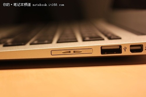 ʹ��MiniDrive�oMacBook Air���ӵڶ��KӲ�P