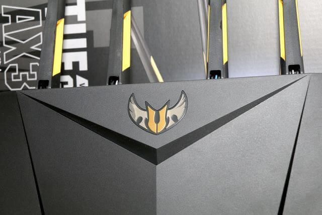 ͬ��WiFi6 �h���ߵ͸���ͬ �A�TTUF-AX3000 PK �W��RAX40