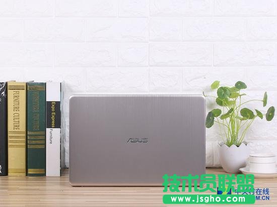 A�������һ���K�Ľ��ٰ�