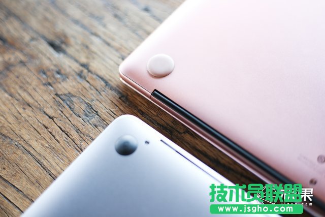 �A��MateBook X���O��MacBook�Ă��ð��������u�y