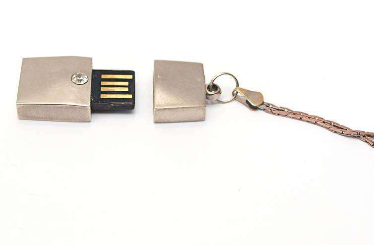 u�P�ļ�ϵ�y���_�ĸ�ʽ��ô�x��?