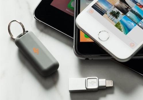 iPhone 16GB內(nèi)存不夠用?金士頓推出USB口兩用U盤