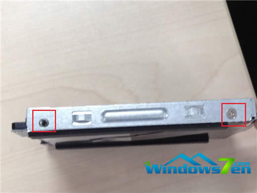 圖5 硬盤固定框 圖5 硬盤固定框